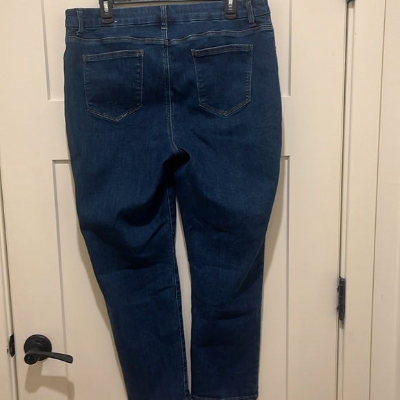 Chico’s perfect stretch girlfriend slim leg jeans - Picture 2 of 5